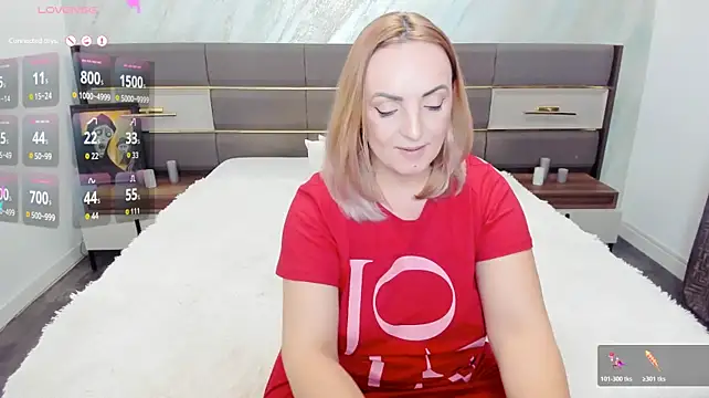 AnneRainn live cam on StripChat