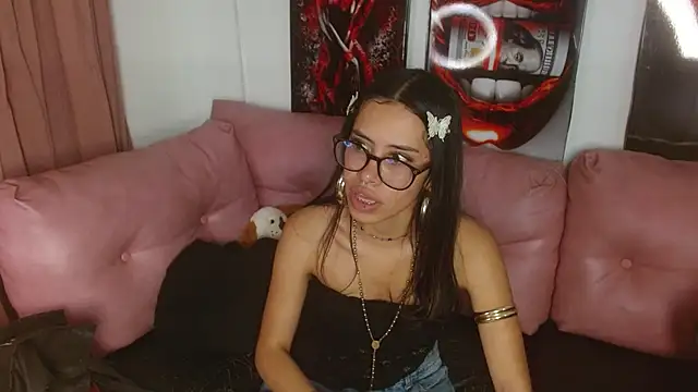 Miahotcs1 webcam