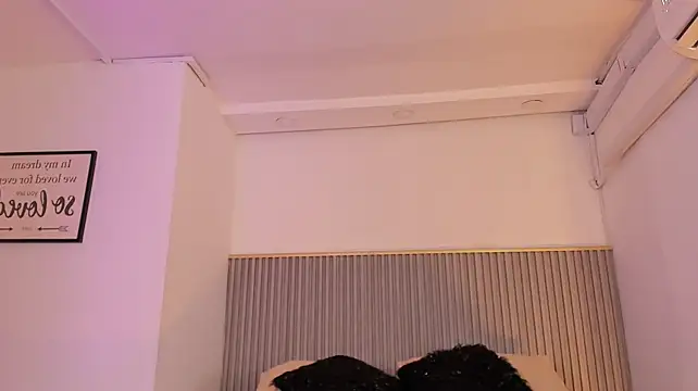 ashvalentine_ webcam
