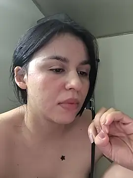 Daniela-rosee live cam preview