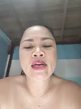 Sweetlorie_83 webcam