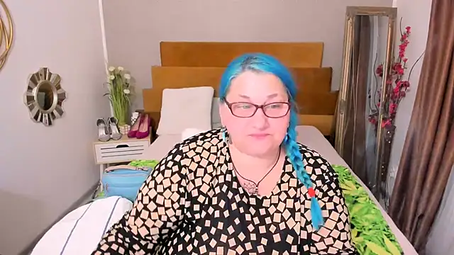 Sugarmommy_69X webcam