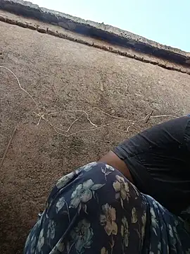 Priya_cutR
