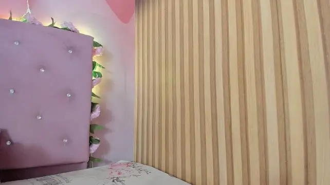 lovely__kiss__