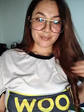 samm_curvy