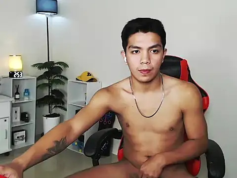 Hunky_paul webcam