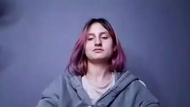MayaGrins webcam