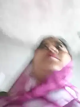 Hot_kamla