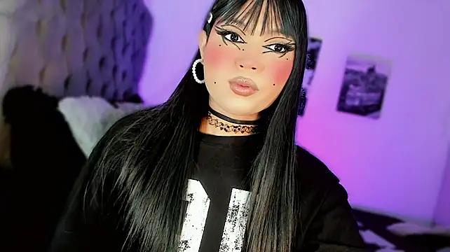 misstreslatin webcam