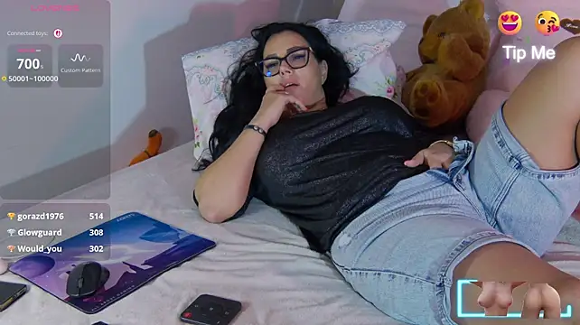 ReiyaRey live cam preview