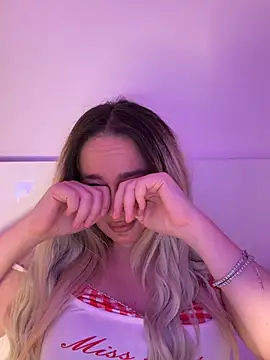 mollyxxx live cam on StripChat