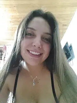 Bella_Karoline