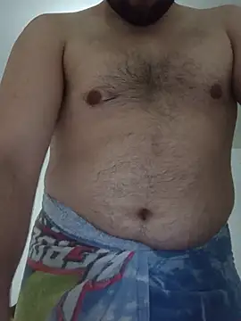 Guuh574 live cam on StripChat