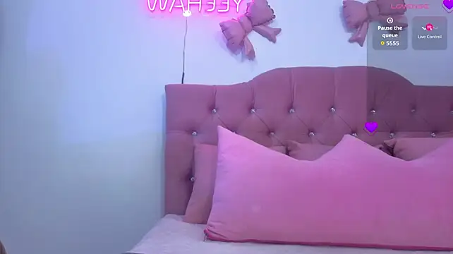 Seraphine_tay1 webcam