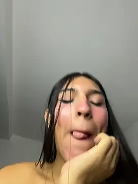 namy_moon1 webcam