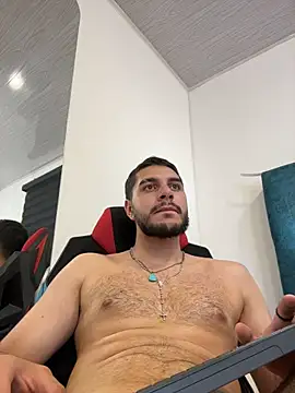 AmadeoWild live sex cam