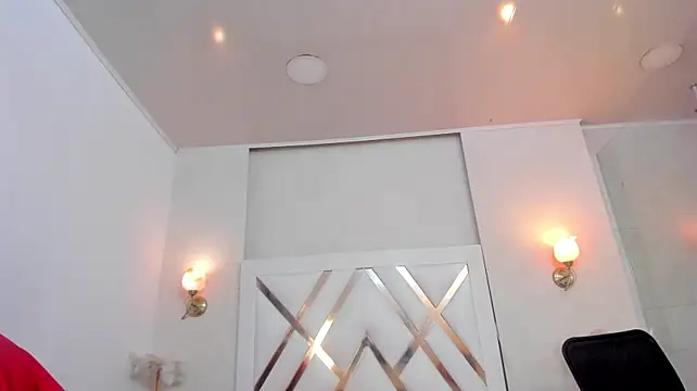 Sky_Collins_