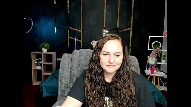 Chorna_Rouse live cam preview