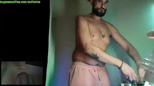 Guyst049
