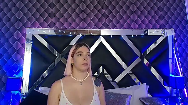 victoriaa_lee_