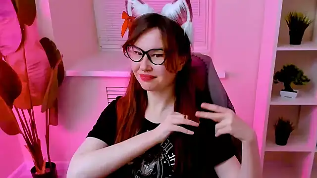 CarolGiggly webcam