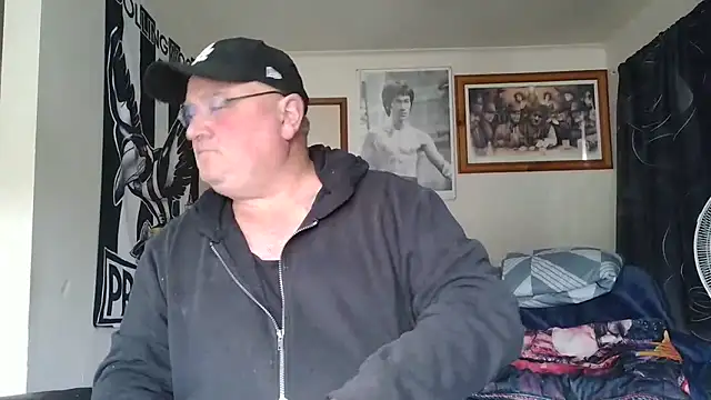 KINKYBLUEYES69