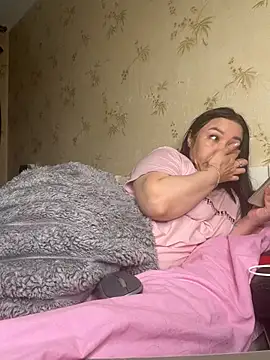 Naughtbaby_2025 webcam