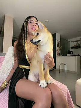 ZaraLuuv webcam