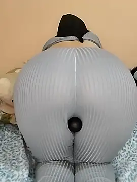 Miss_dou3ae webcam