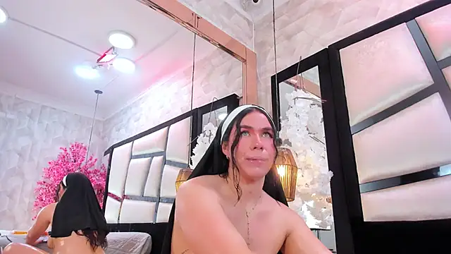 TessaCooper1 webcam