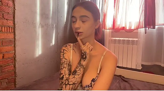 imChatty_Alice webcam