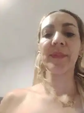 Monita_Med webcam