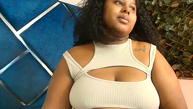 AlexaRousse4u webcam