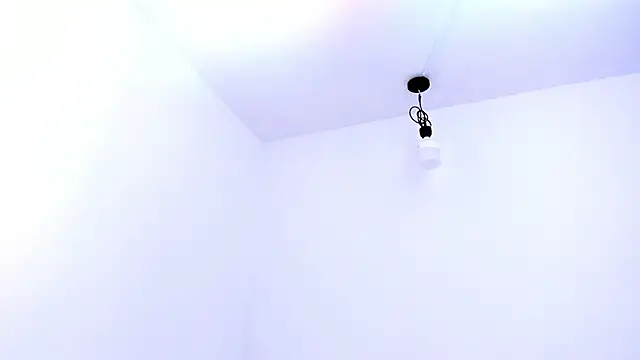 Katty_West webcam