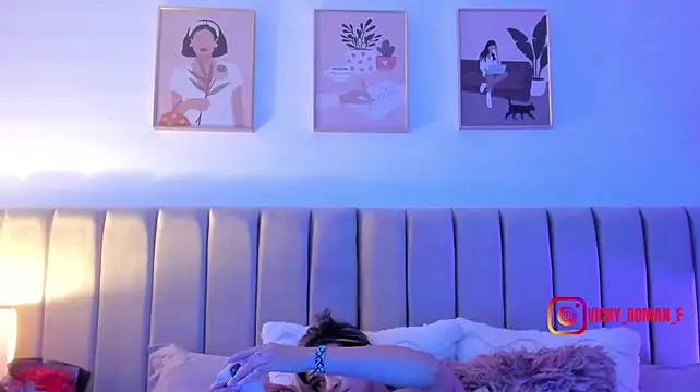 Victoria_romanox webcam