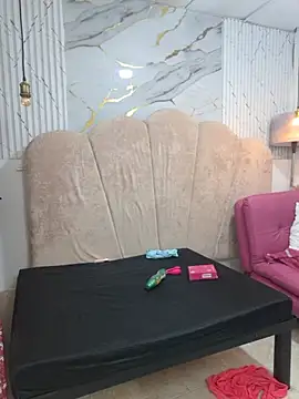 ParejaCurvy20 webcam