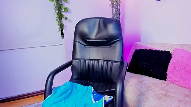 leah_bx webcam