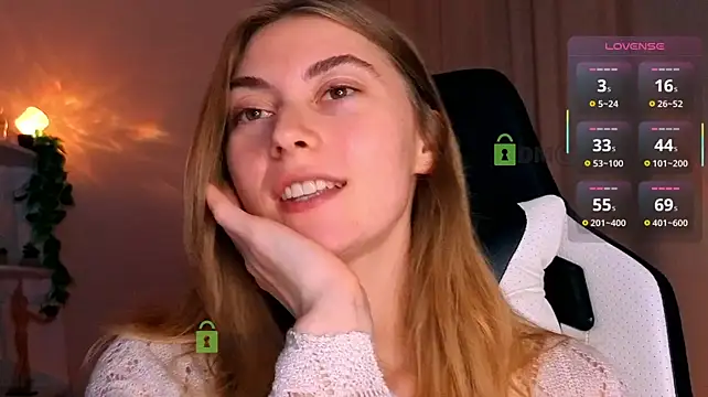 lady_curls webcam
