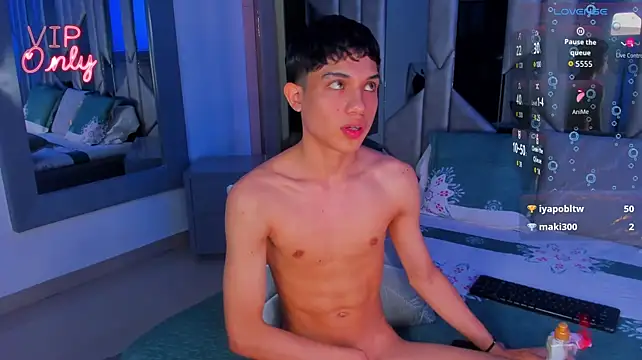 Sebax_Young webcam