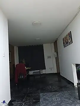 MiaForever1 webcam