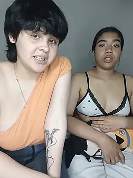 Valkiria_and_Sam webcam