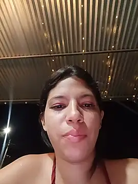 Broken_Latina_Whores_JE webcam