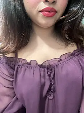 Yours_riya11 webcam