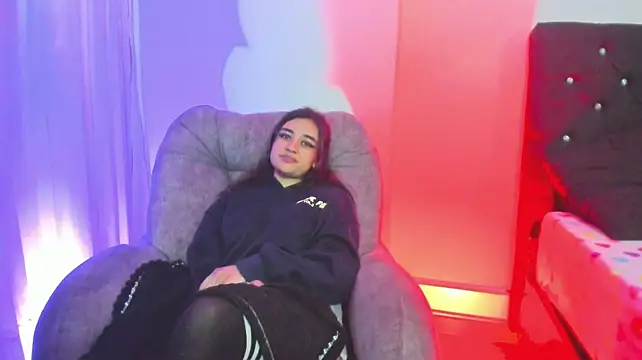 LucyWalkeer webcam