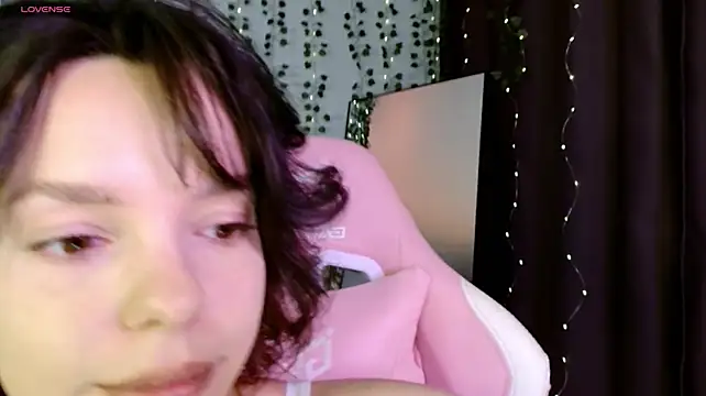 Maya_Campbell webcam