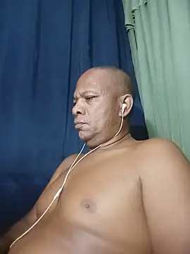 bigblackcock75