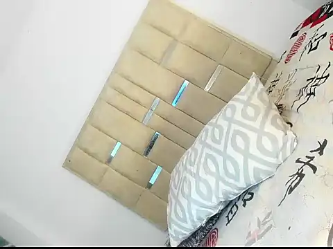 mia_campbellx webcam