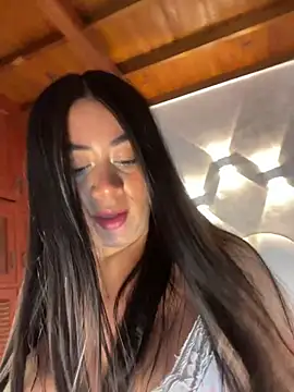 _MadiLee_ webcam