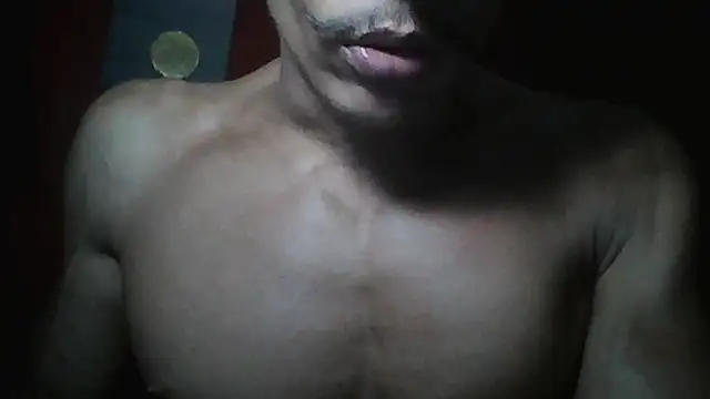crazylatinguyy webcam