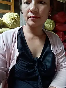 Maikute9696 webcam